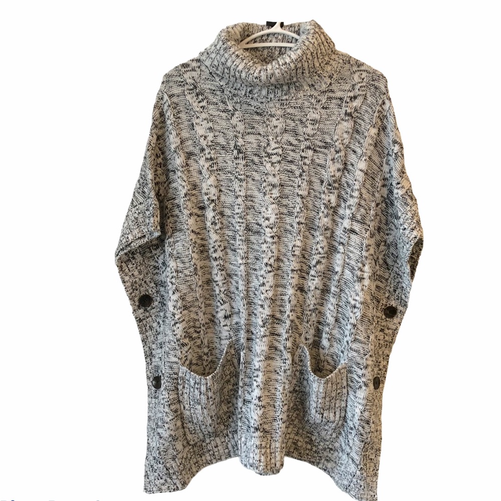 Chic cozy pullover Turtleneck Trendy Side button